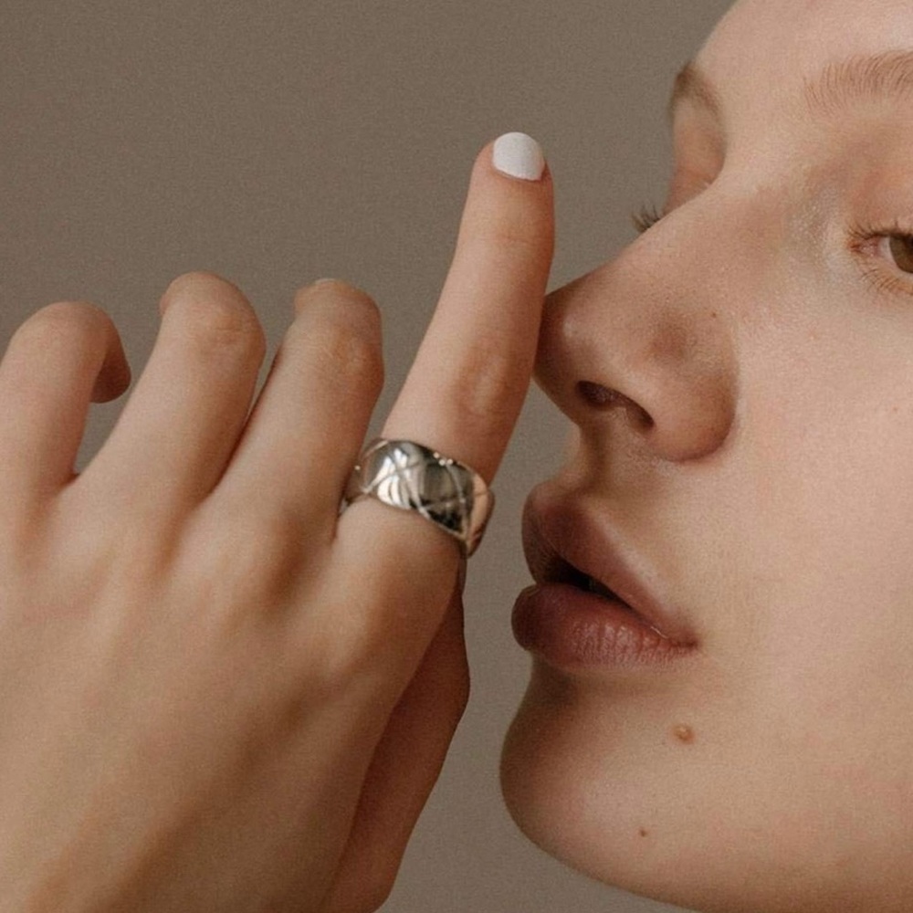 (Size 5) Gold Plated Statement Ring - image 3